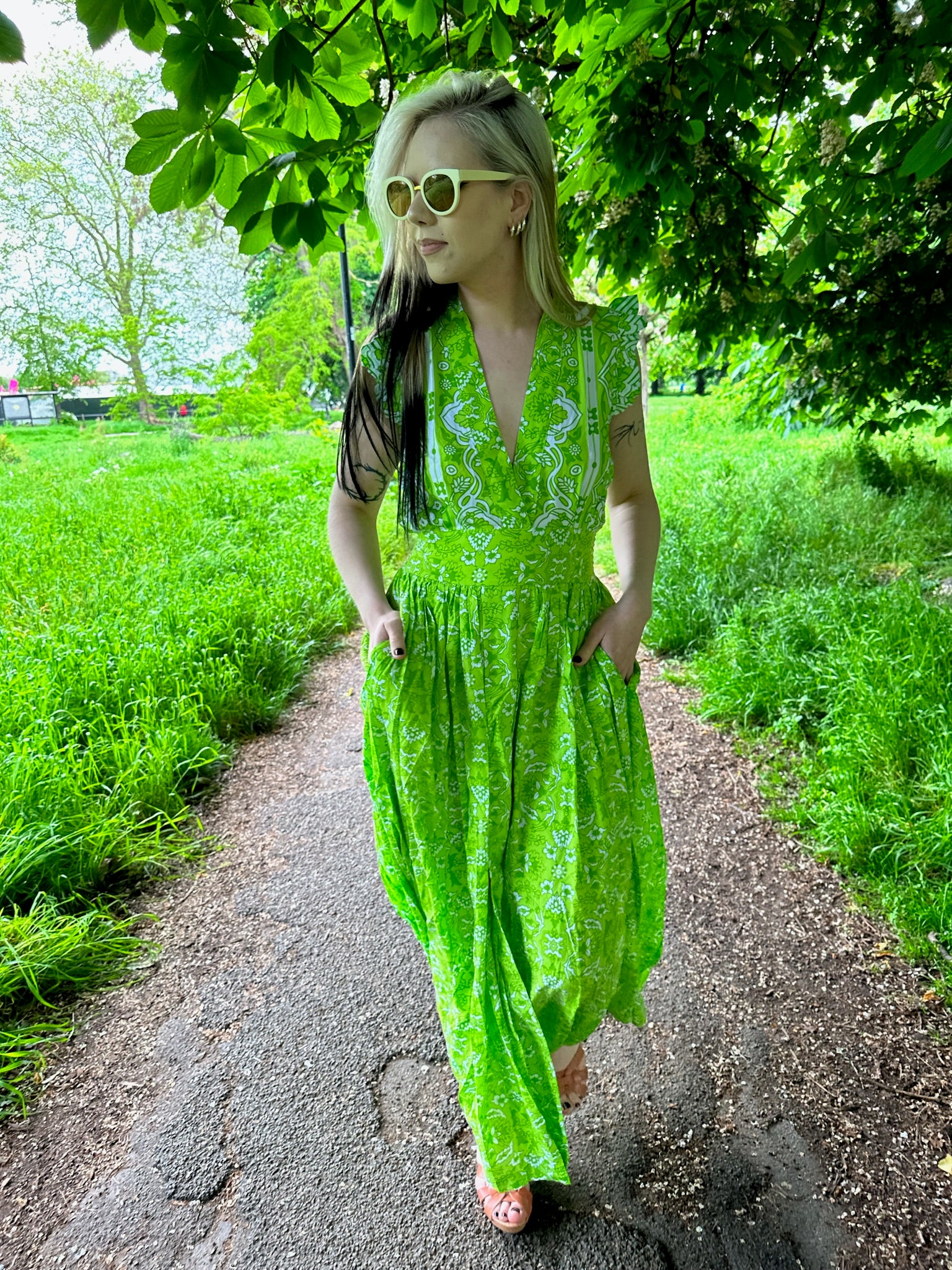 Feather & Find Star Dancer Dress Green – The West Village