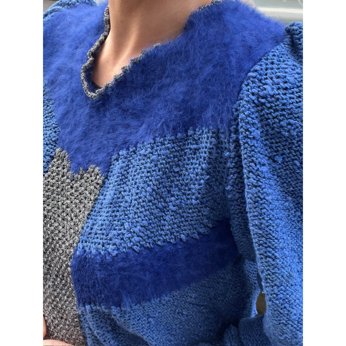 1980s puff shoulder knit