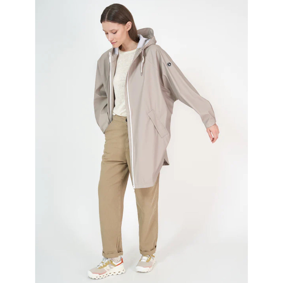 Sky Raincoat Whitecap Grey