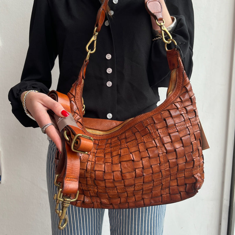 *NEW* Woven Shoulder Bag Brown