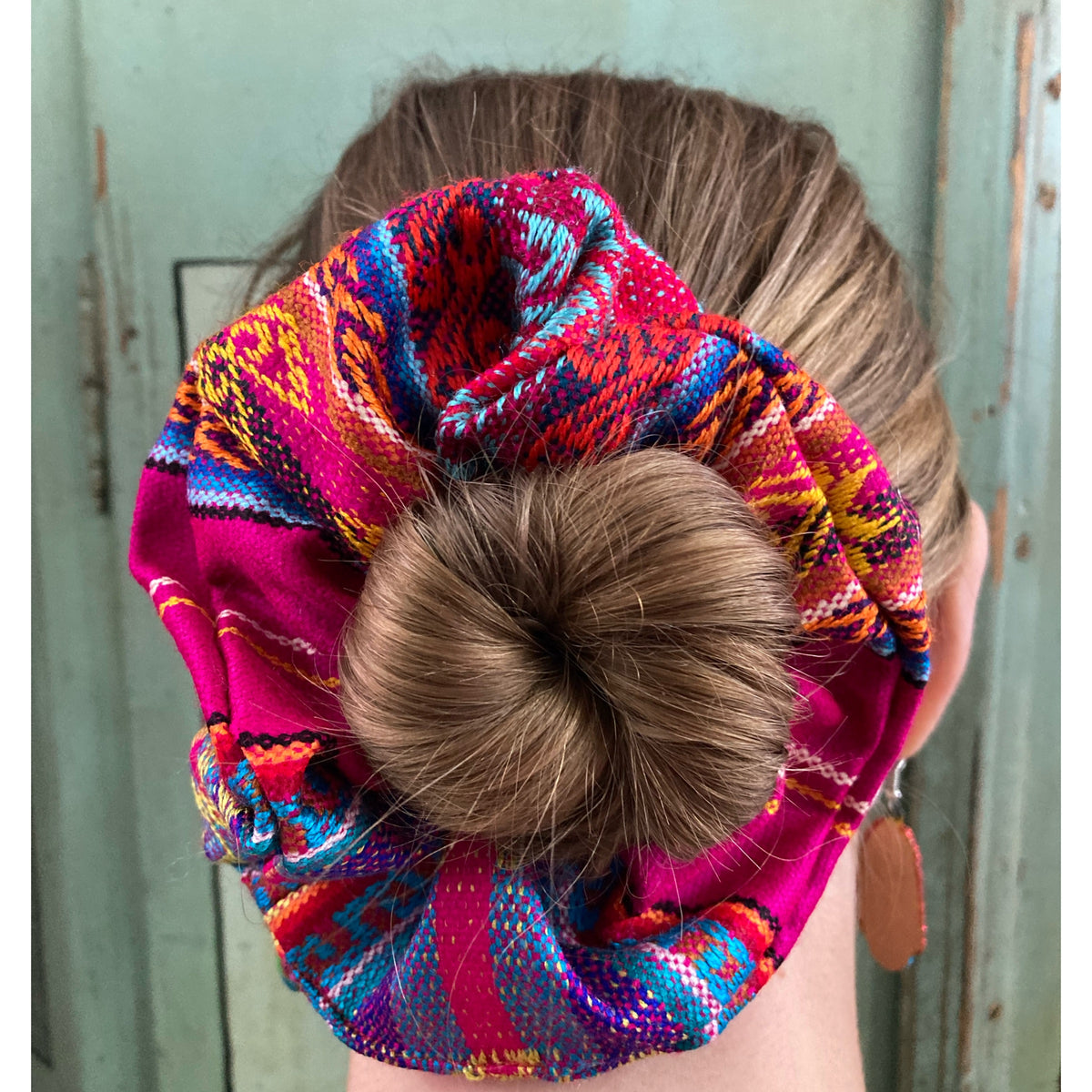 Ecuadorian Fabric Scrunchie Pink