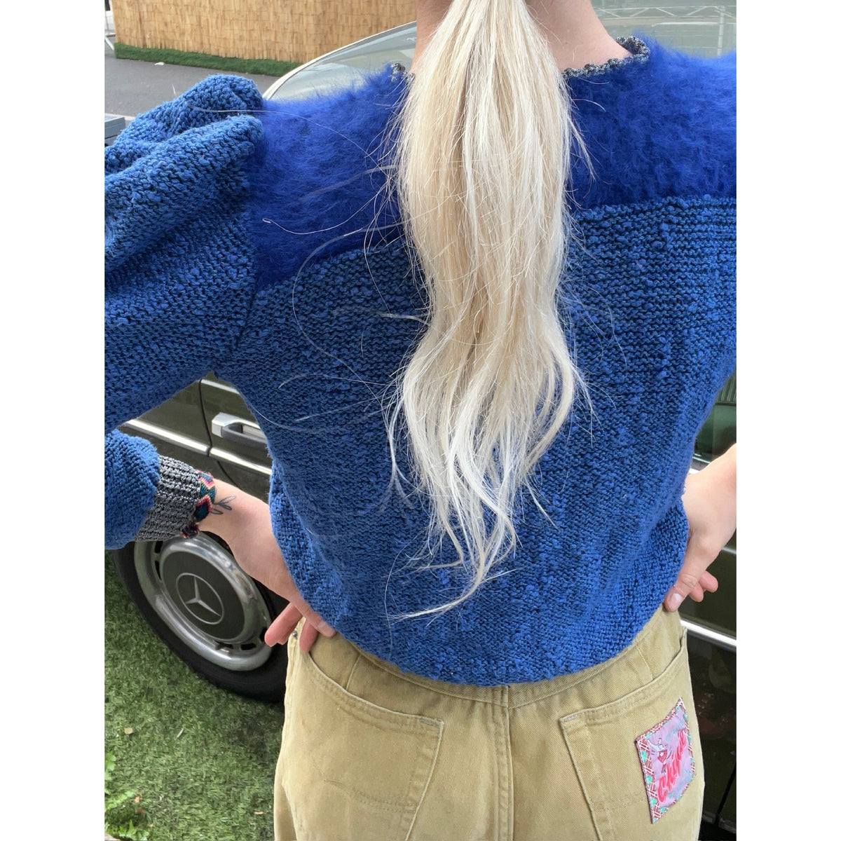 1980s puff shoulder knit