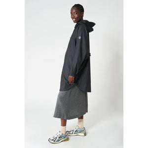 Sky Raincoat Black