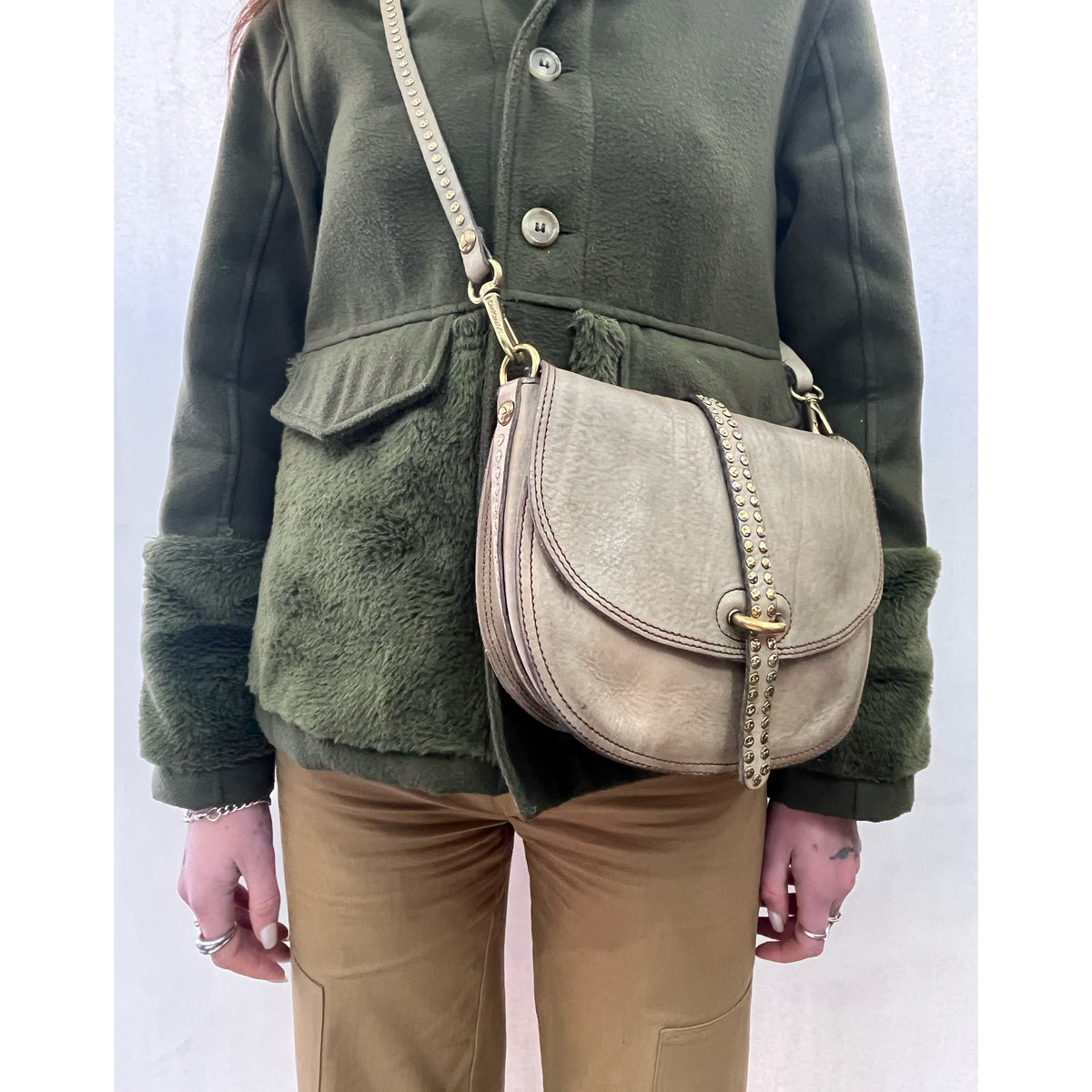 *NEW* Crossbody Kura bag Light Taupe