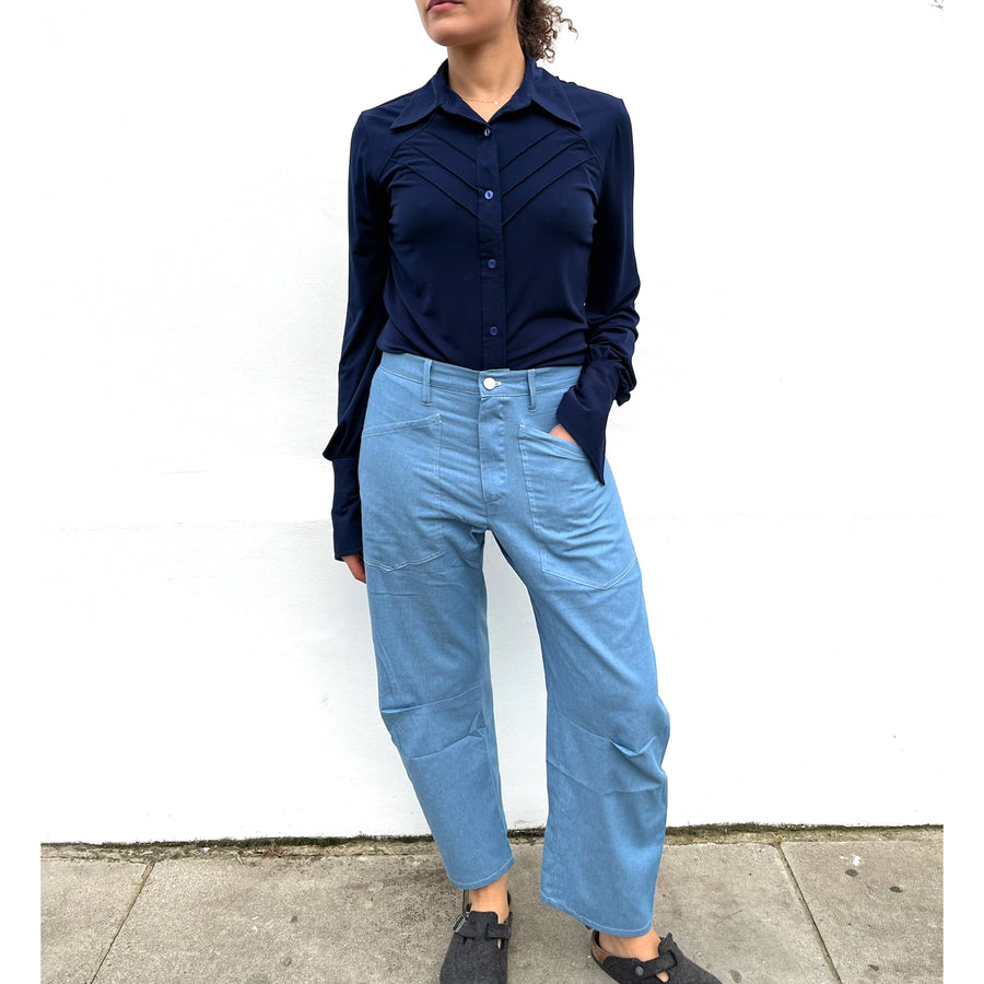 The West Village Lightweight Barrel Pant Pale Denim