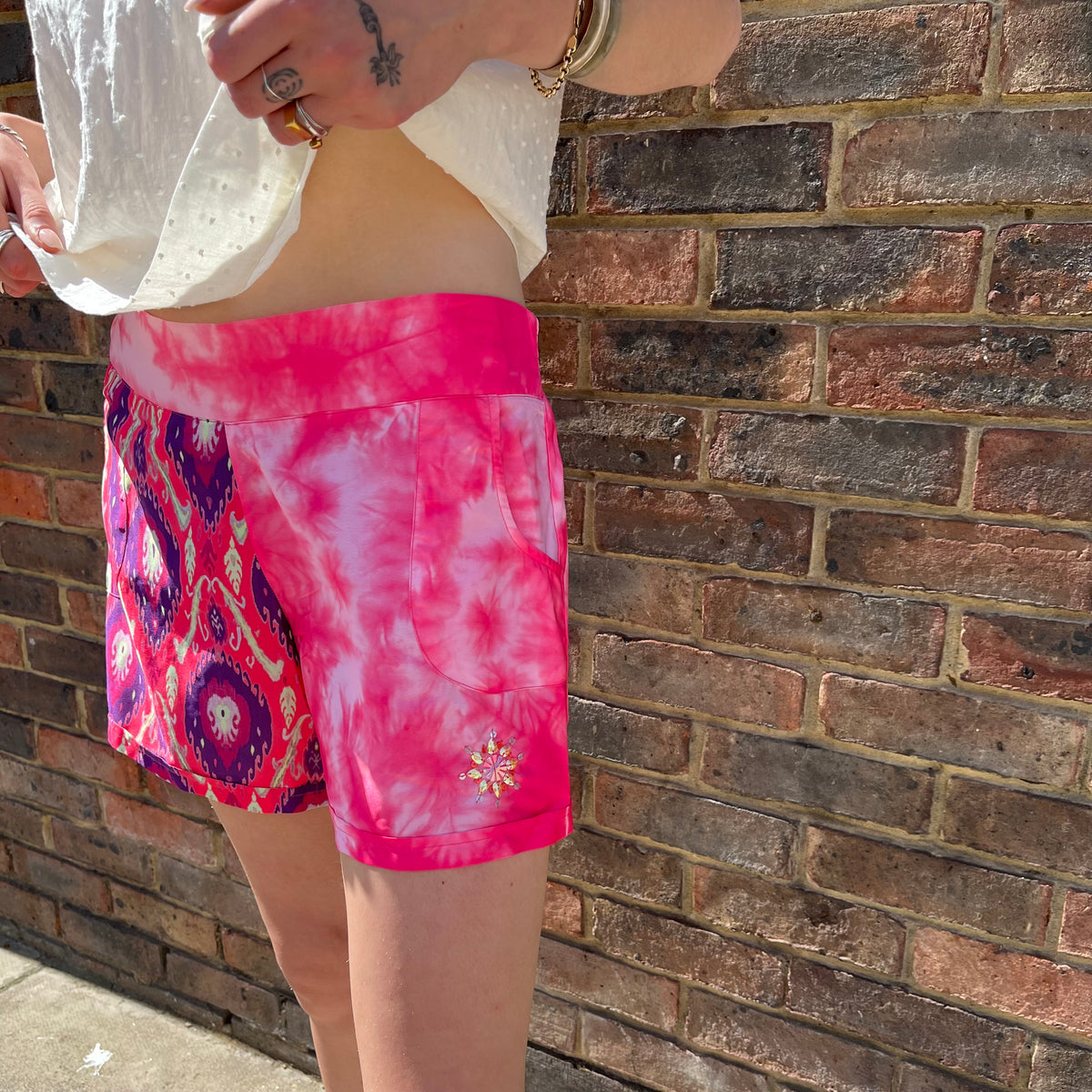 Yippie Hippie Multi Shorts