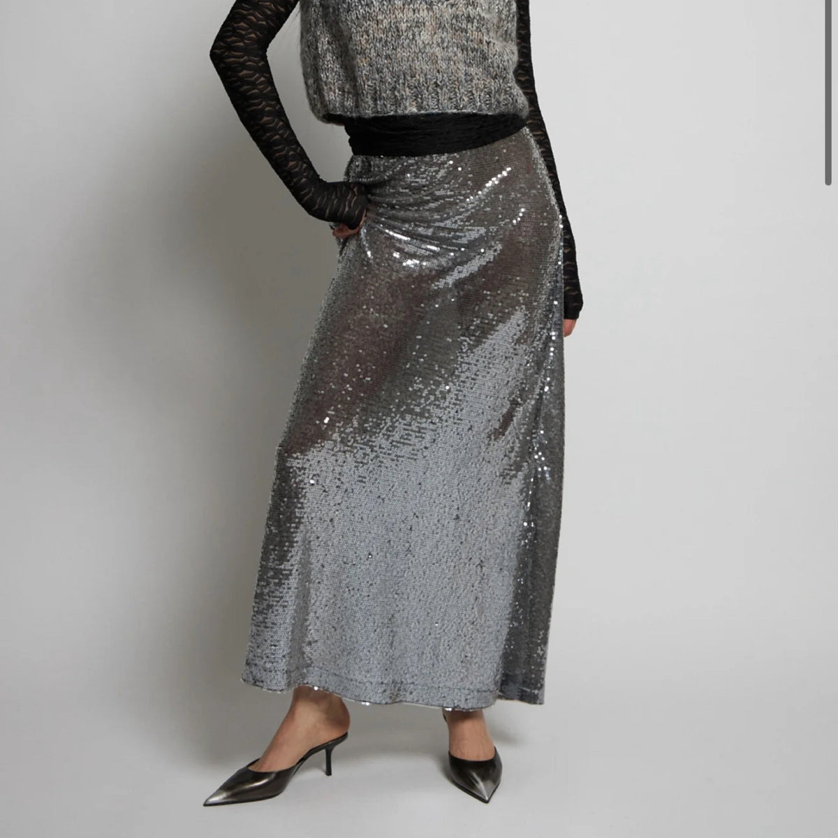 *JUST LANDED* Frame Sequin Skirt Graphite