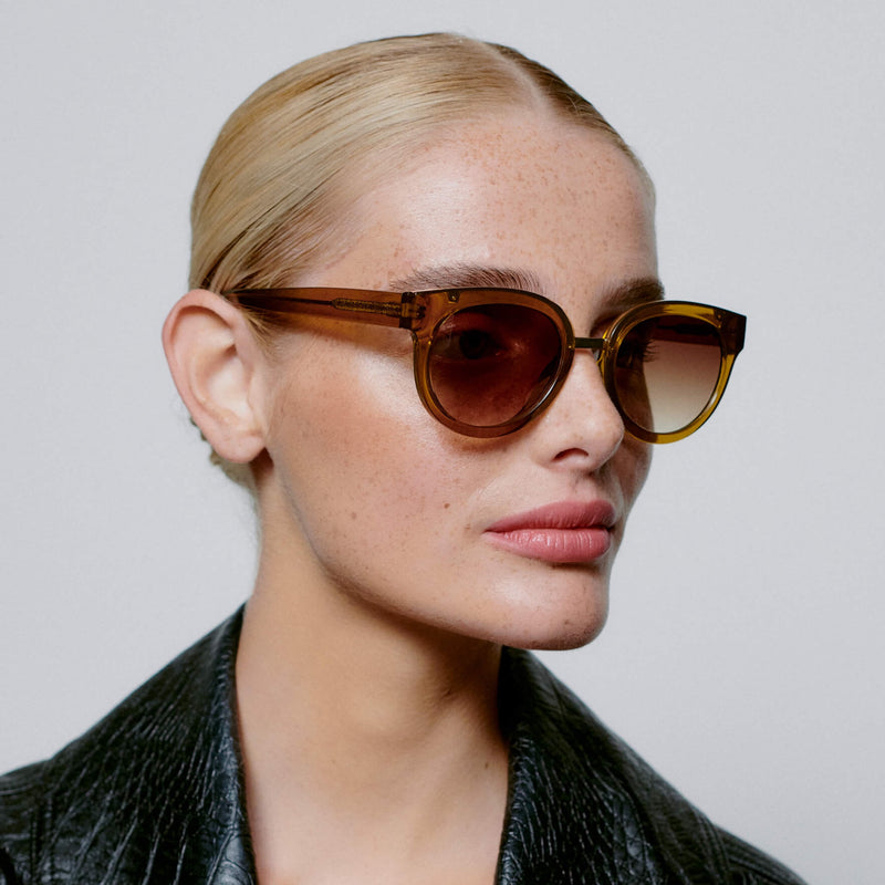 Jolie Smoke Transparent Sunglasses